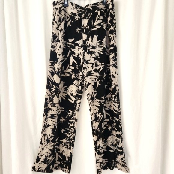 Alfani Pants - ALFANI Elegant Floral Black Cream Wide-Leg Pants Accordian Pleats Size Large
